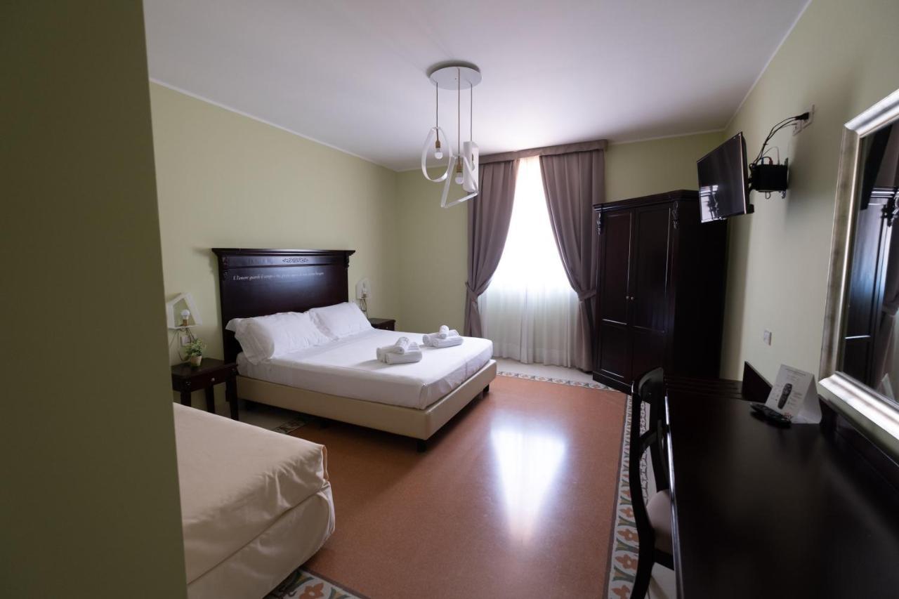 Hotel Borgo Di Ciaula Santa Flavia Εξωτερικό φωτογραφία