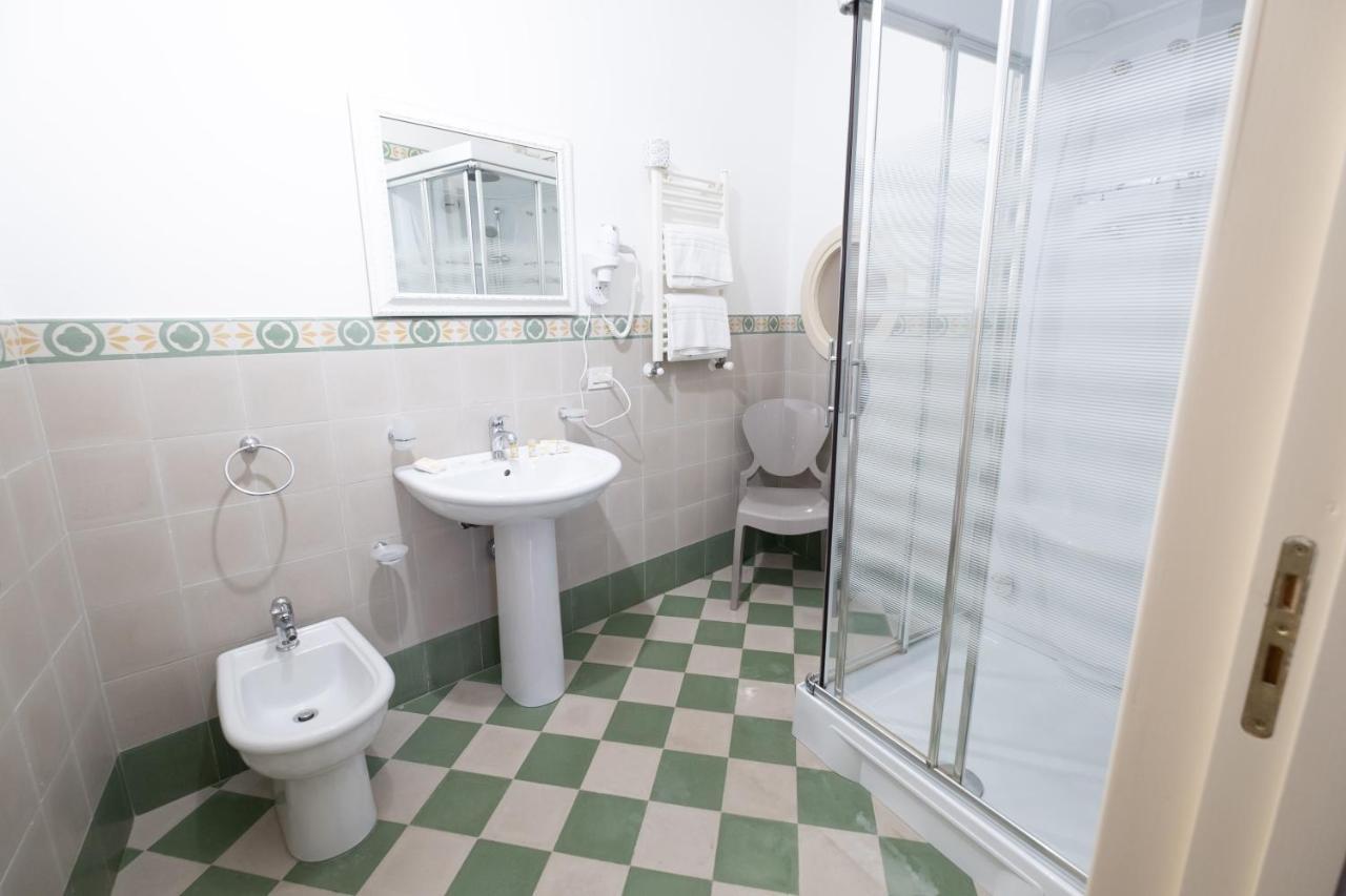 Hotel Borgo Di Ciaula Santa Flavia Εξωτερικό φωτογραφία